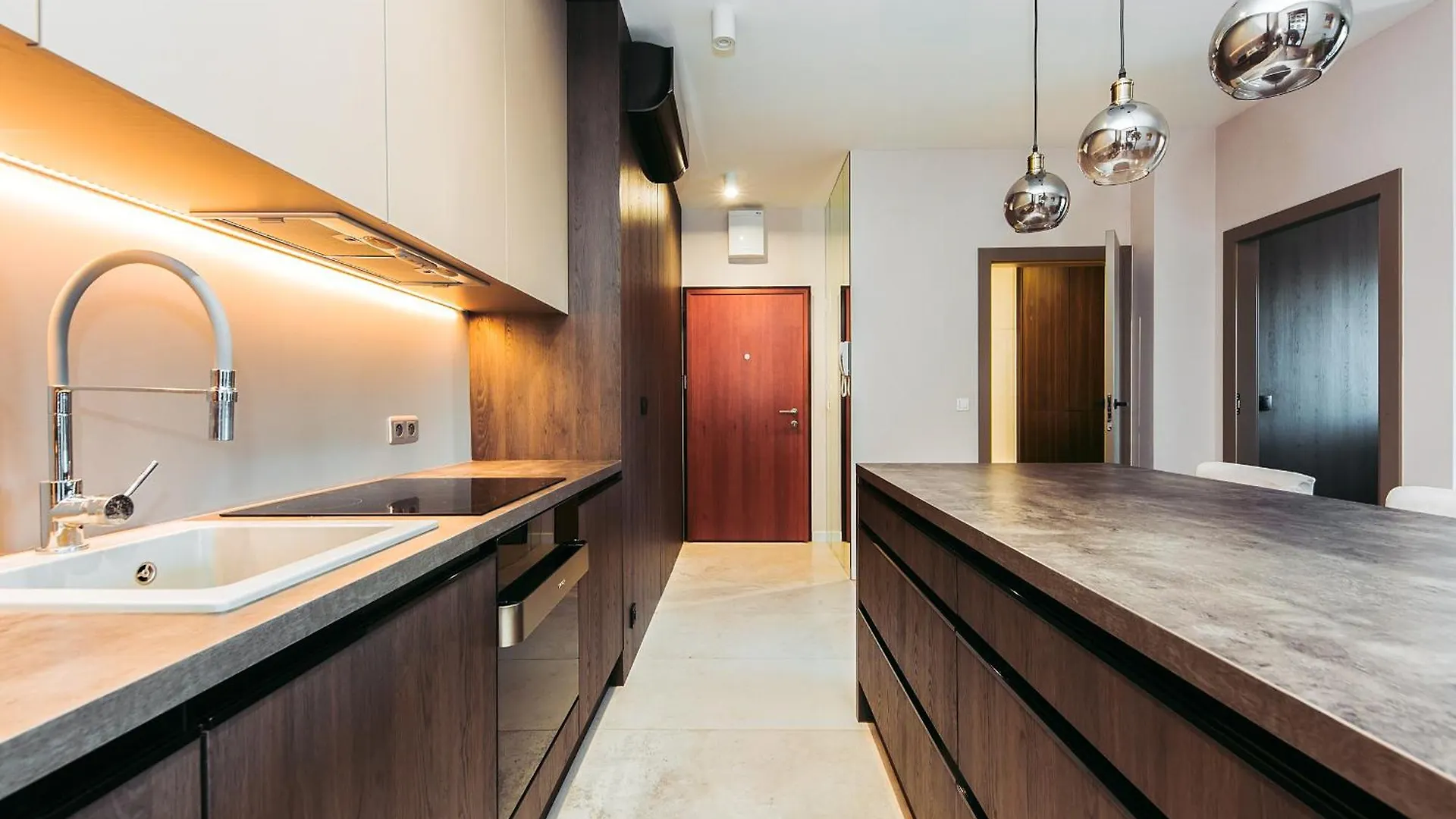 Apartment High Standard Close To The Center/Free Parking. Warsaw Poland