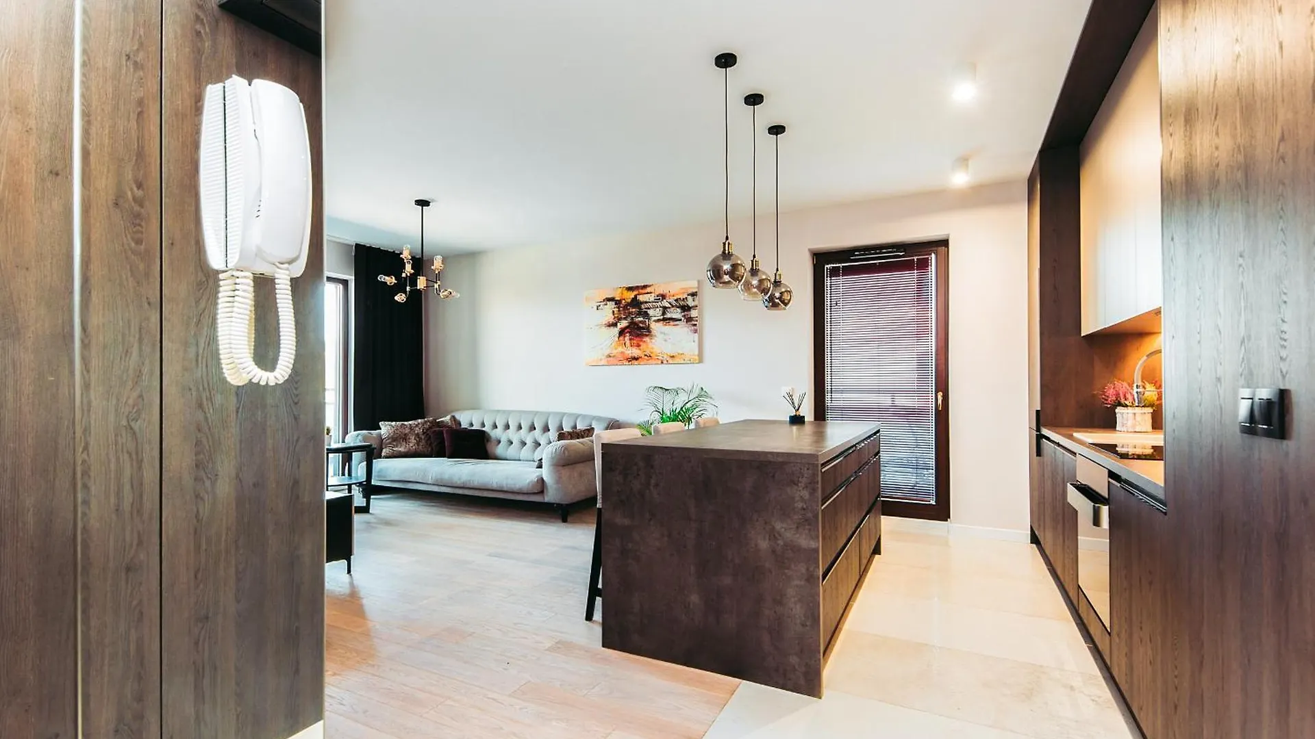 High Standard Close To The Center/Free Parking. Varsovia Apartamento